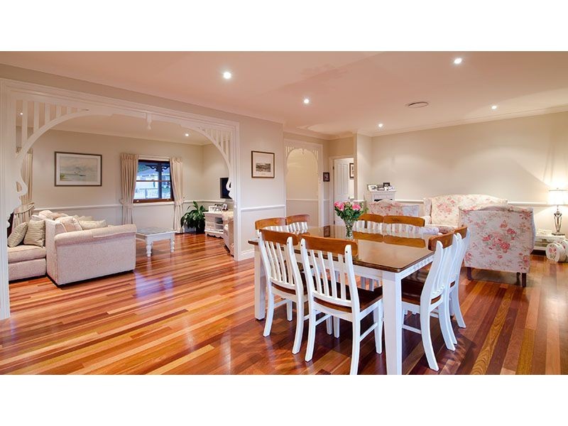 25 Mountain View Crest, Mount Nathan QLD 4211