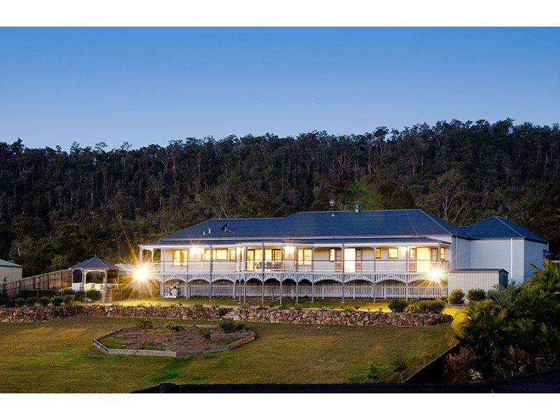 25 Mountain View Crest, Mount Nathan QLD 4211