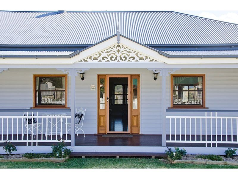 25 Mountain View Crest, Mount Nathan QLD 4211