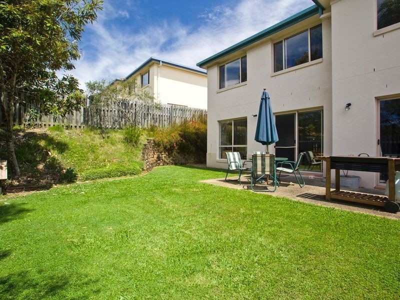 2/89 Riverpark Drive, Nerang QLD 4211