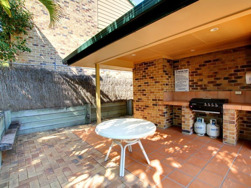 17/6 Ben Lomond Drive, Highland Park QLD 4211