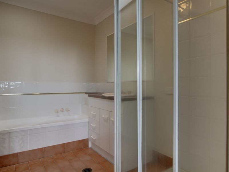 17/6 Ben Lomond Drive, Highland Park QLD 4211