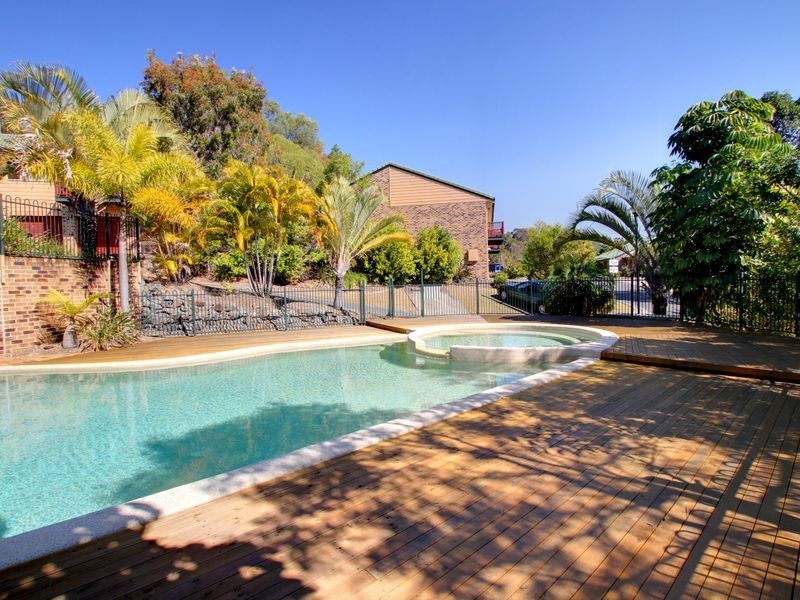 17/6 Ben Lomond Drive, Highland Park QLD 4211