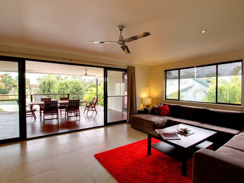 24 Marble Drive, Carrara QLD 4211