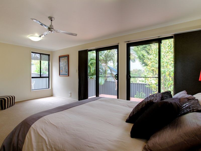 24 Marble Drive, Carrara QLD 4211