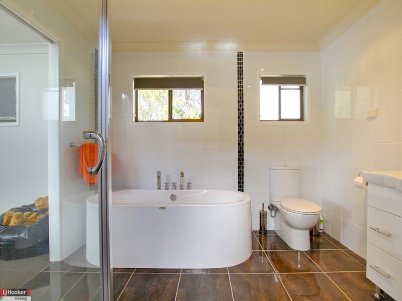 3 Gretty Lane, Lower Beechmont QLD 4211