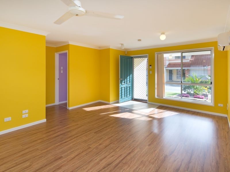 20/4 Bushmead Street, Nerang QLD 4211