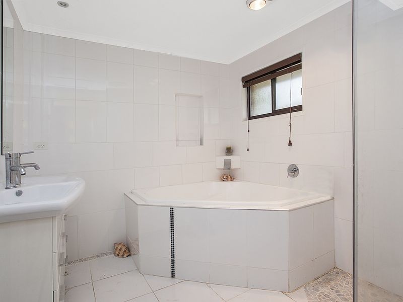 50 Colrene Drive, Nerang QLD 4211