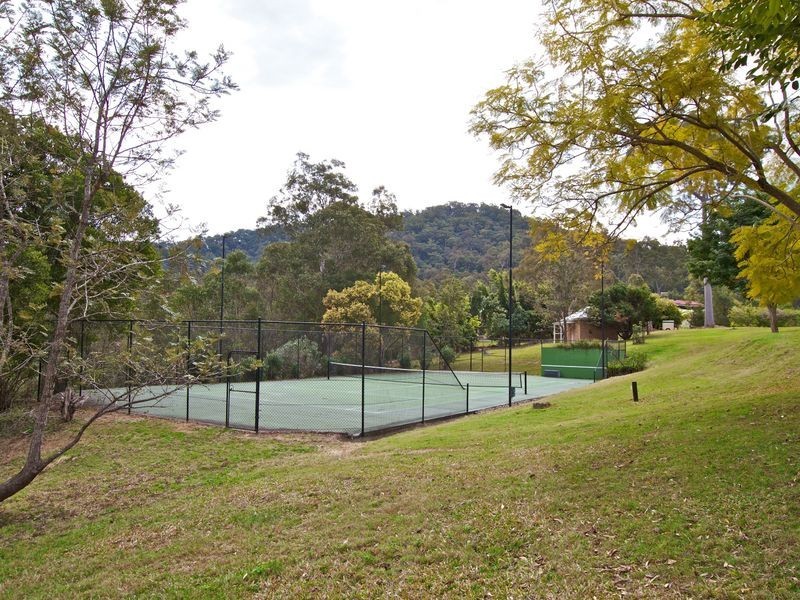 135 Country Crescent, Nerang QLD 4211