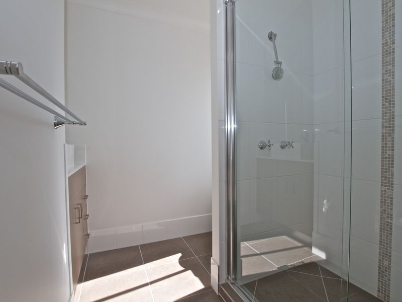 1/13 Nerang Broadbeach Road, Nerang QLD 4211