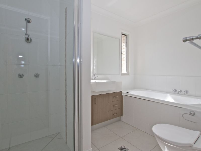 1/13 Nerang Broadbeach Road, Nerang QLD 4211