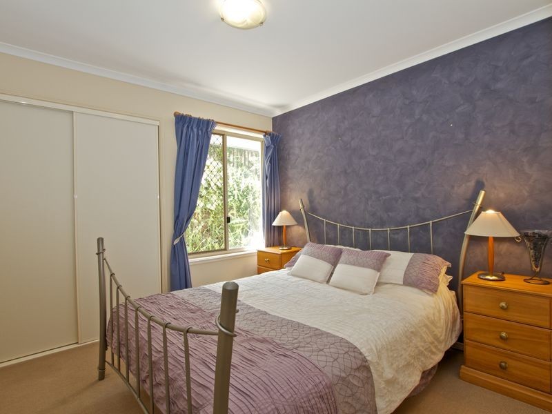 6 Brennan Close, Maudsland QLD 4210