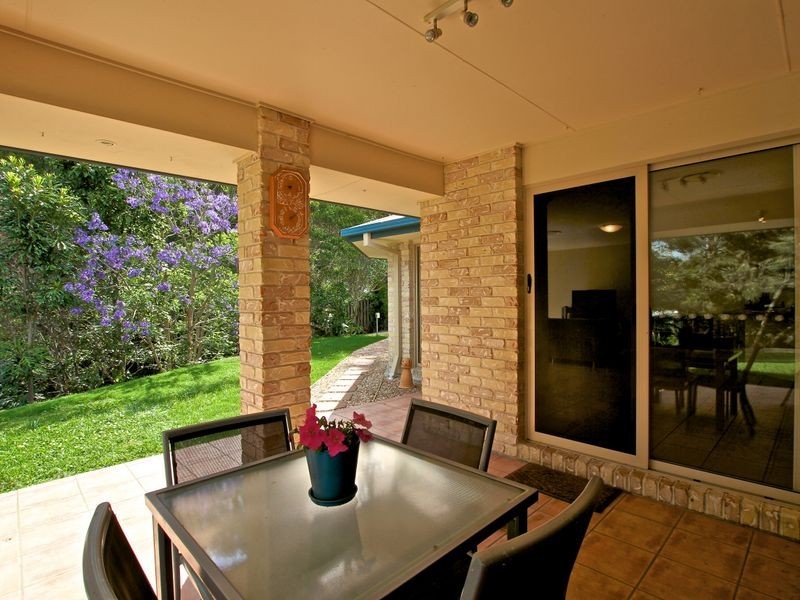 6 Brennan Close, Maudsland QLD 4210