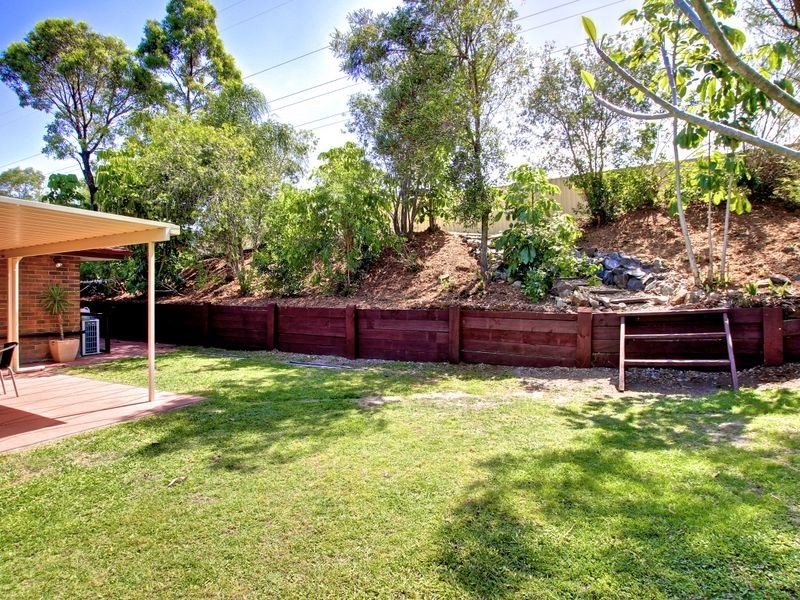 23 Cozens Way, Highland Park QLD 4211