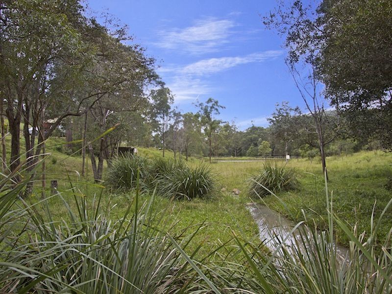 17 Parkway Drive, Advancetown QLD 4211