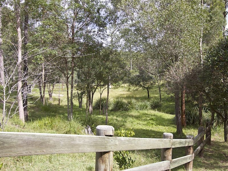17 Parkway Drive, Advancetown QLD 4211