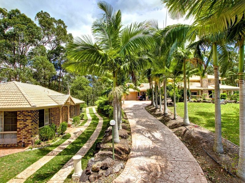 85 Birdlife Court, Nerang QLD 4211