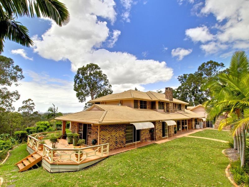 85 Birdlife Court, Nerang QLD 4211