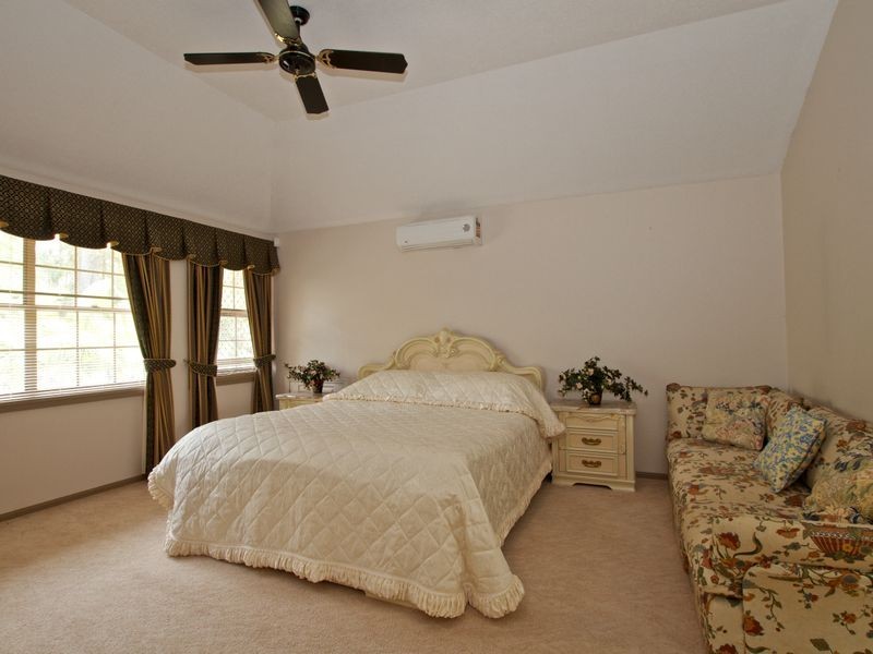 85 Birdlife Court, Nerang QLD 4211