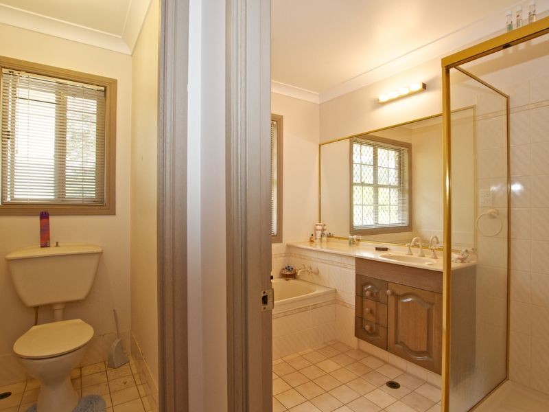 85 Birdlife Court, Nerang QLD 4211
