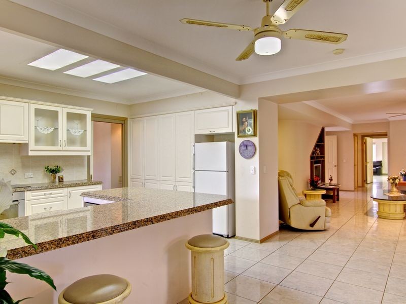 85 Birdlife Court, Nerang QLD 4211