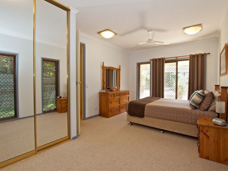 96 Alison Road, Carrara QLD 4211