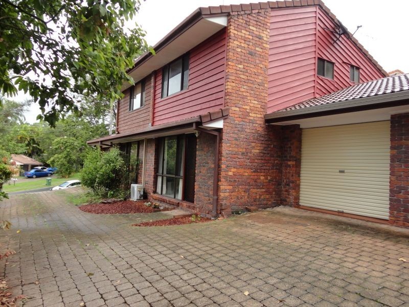2/5 Parkridge Drive, Molendinar QLD 4214