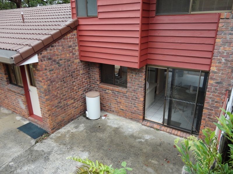 2/5 Parkridge Drive, Molendinar QLD 4214