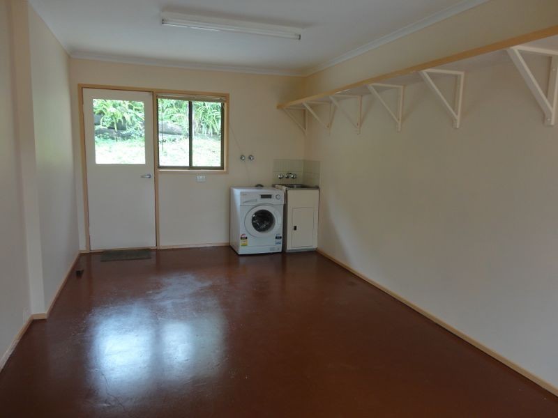 2/5 Parkridge Drive, Molendinar QLD 4214