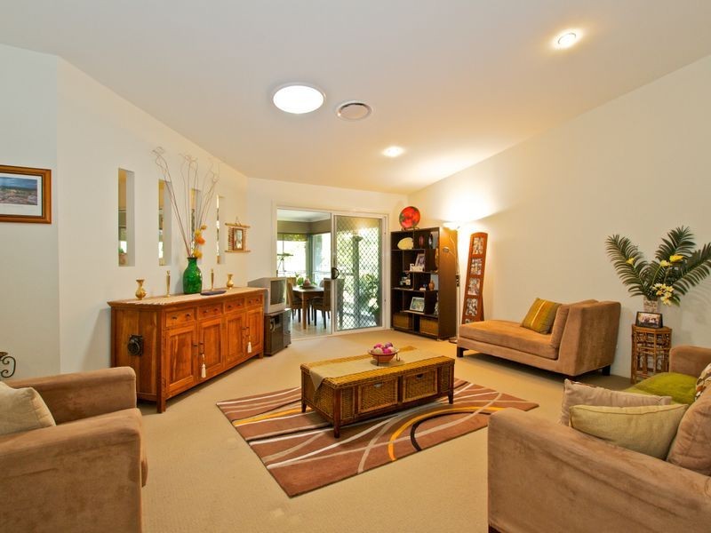 31 Riverwood Drive, Ashmore QLD 4214