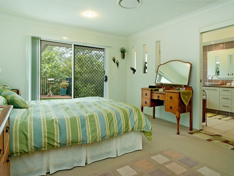 31 Riverwood Drive, Ashmore QLD 4214