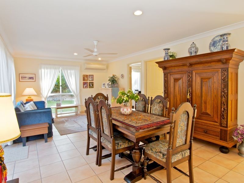 5 Tristania Way, Highland Park QLD 4211