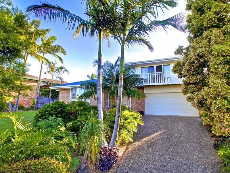 5 Tristania Way, Highland Park QLD 4211