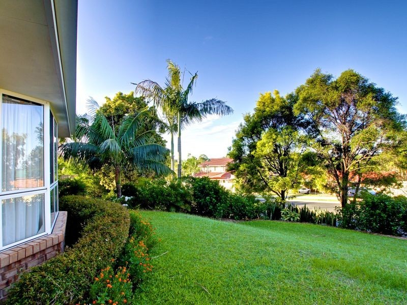 5 Tristania Way, Highland Park QLD 4211