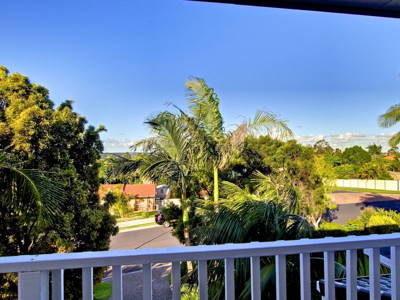 5 Tristania Way, Highland Park QLD 4211