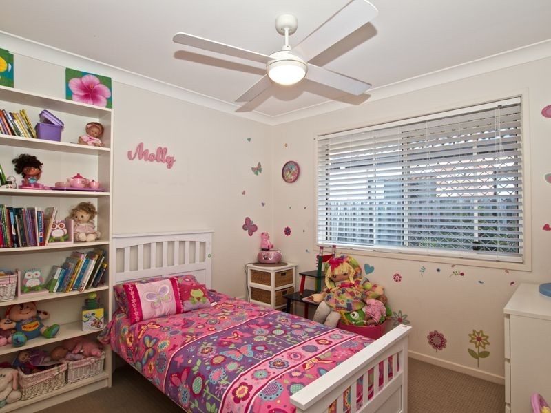 6 Greenbank Circuit, Carrara QLD 4211