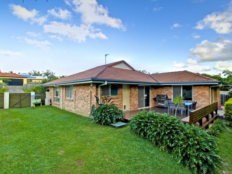 6 Greenbank Circuit, Carrara QLD 4211