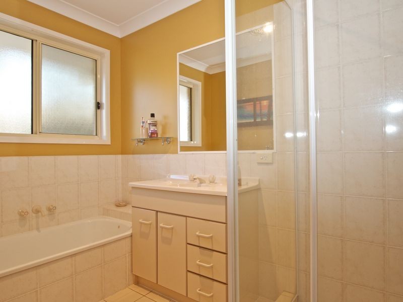 58 Renfrew Drive, Highland Park QLD 4211