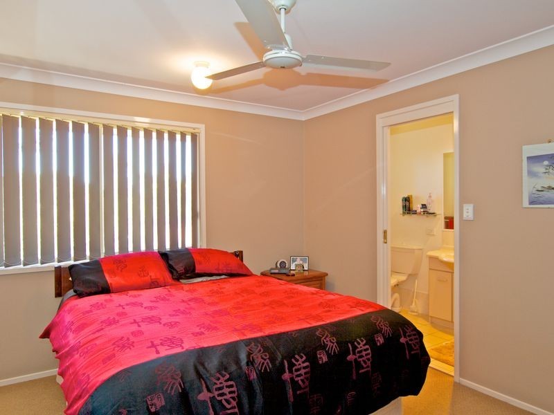 58 Renfrew Drive, Highland Park QLD 4211