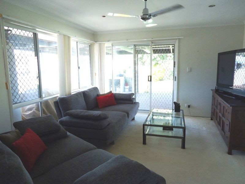 20 Hickey Way, Carrara QLD 4211