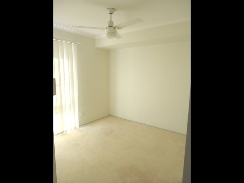 20 Hickey Way, Carrara QLD 4211