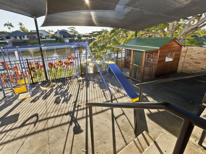 26 Huon Street, Broadbeach Waters QLD 4218