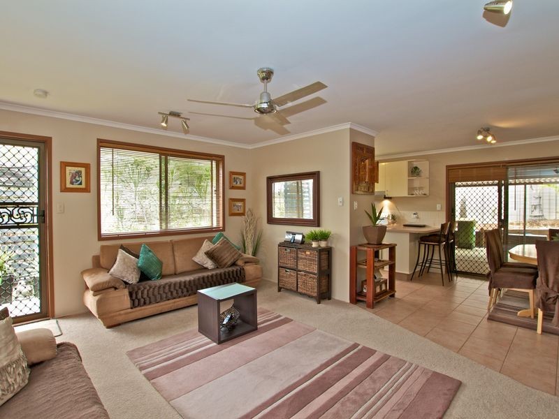 17 Goodman Close, Highland Park QLD 4211