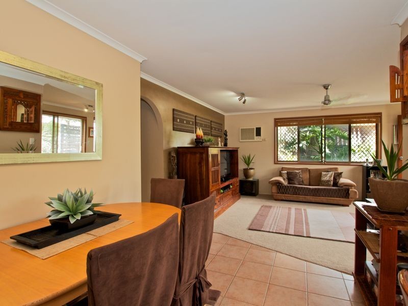 17 Goodman Close, Highland Park QLD 4211