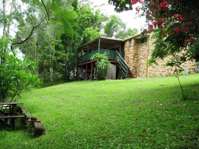 10 Bent Street, Nerang QLD 4211