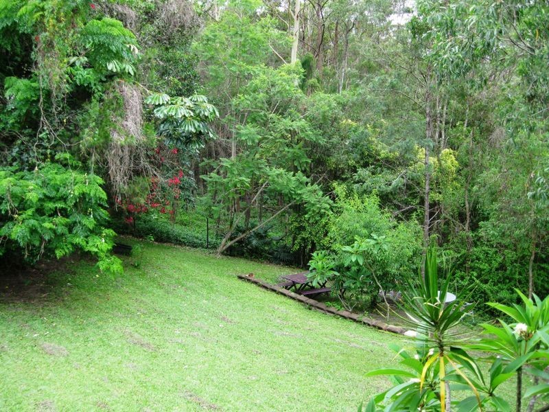 10 Bent Street, Nerang QLD 4211