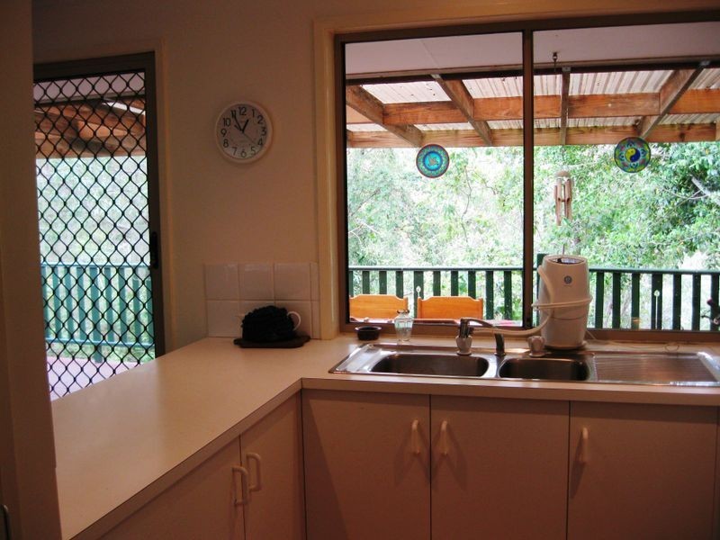 10 Bent Street, Nerang QLD 4211