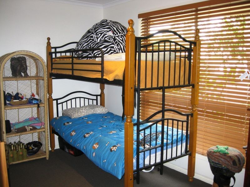 10 Bent Street, Nerang QLD 4211
