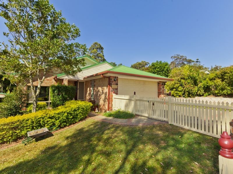 10 Lords Avenue, Mount Nathan QLD 4211