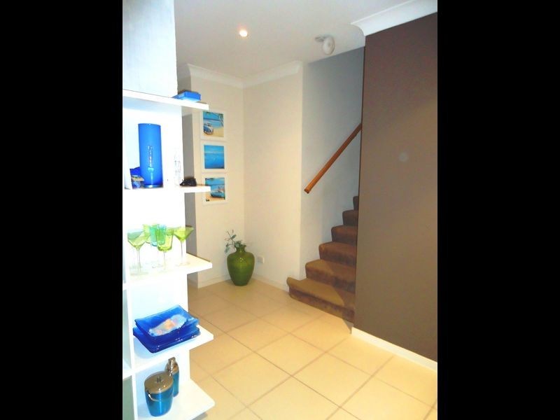 2/7 Dine Court, Upper Coomera QLD 4209